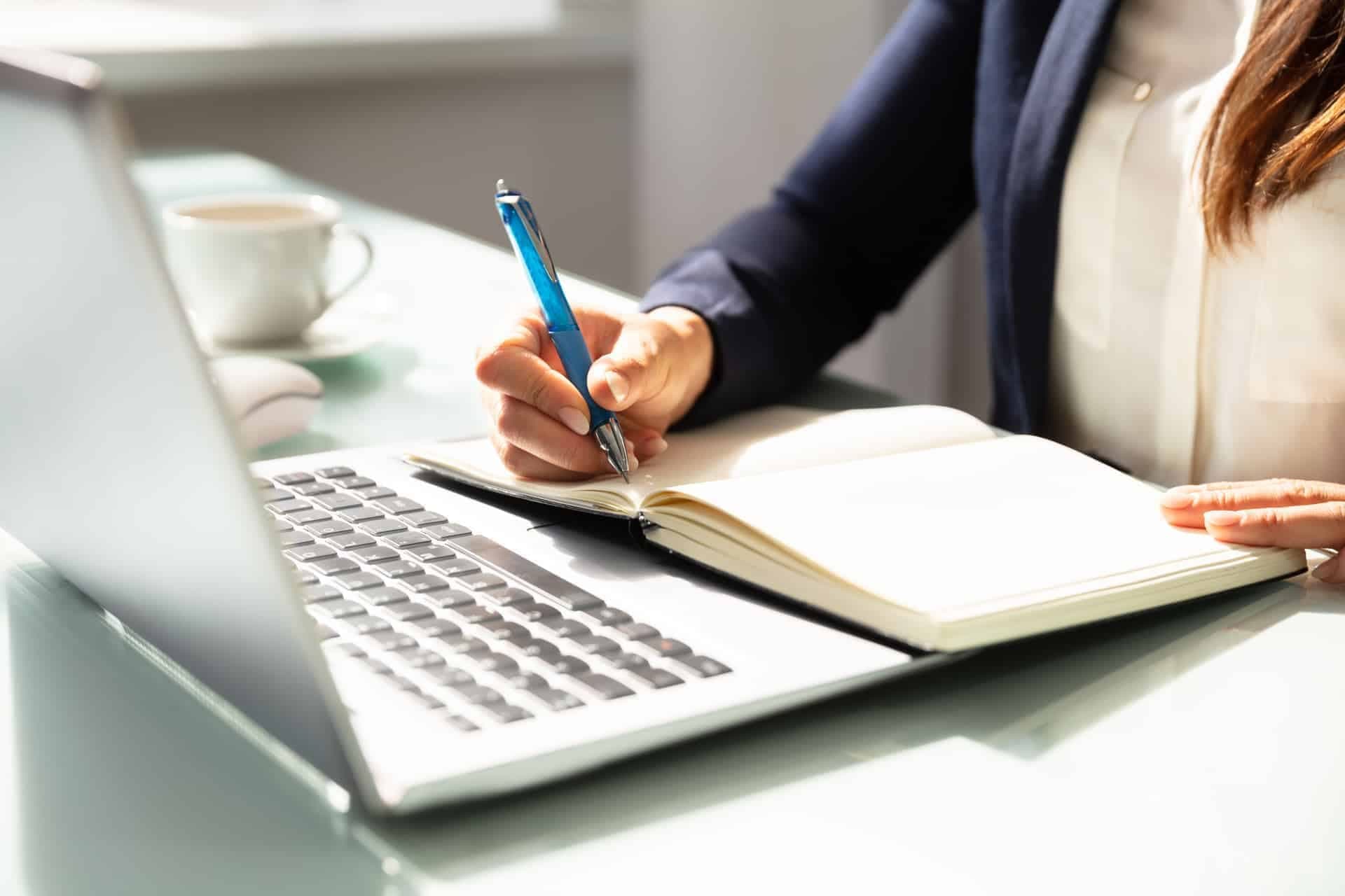 Why your blog gets read and never produces an inquiry
